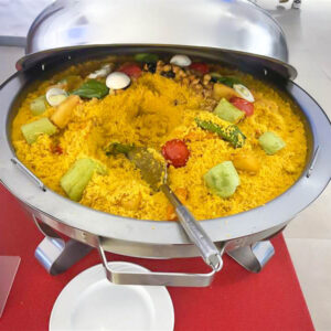 Buffet mit traditionellem Couscous-Gericht