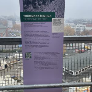 Trümmerbeseitigung – Nachkriegsaufräumarbeiten am Flakturm Humboldthain