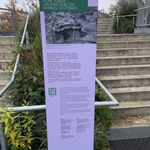 Luftschutzturm und Symbol der NS-Macht