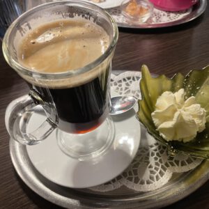 Irish Coffee mit Sahne